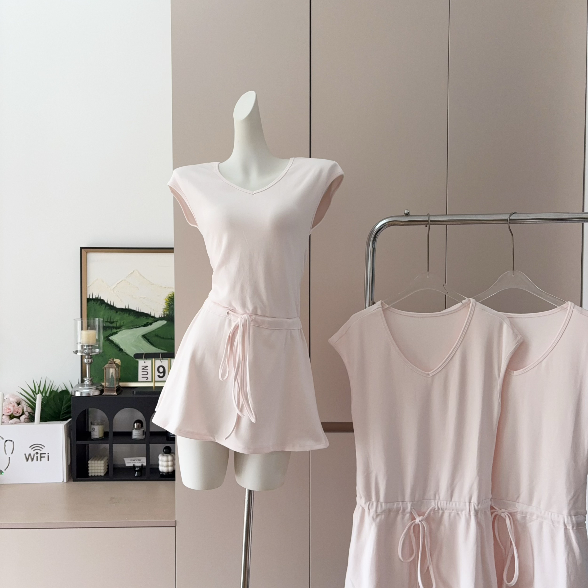 Sweet Sleeveless V-Neck A-Line Dress Slimming Casual Princess Dress