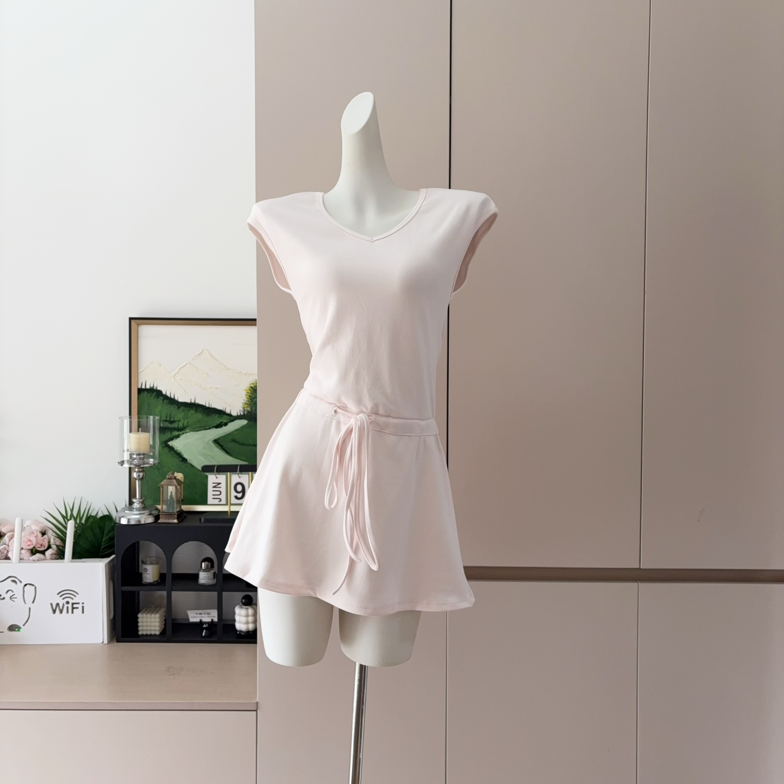 Sweet Sleeveless V-Neck A-Line Dress Slimming Casual Princess Dress - Image 2