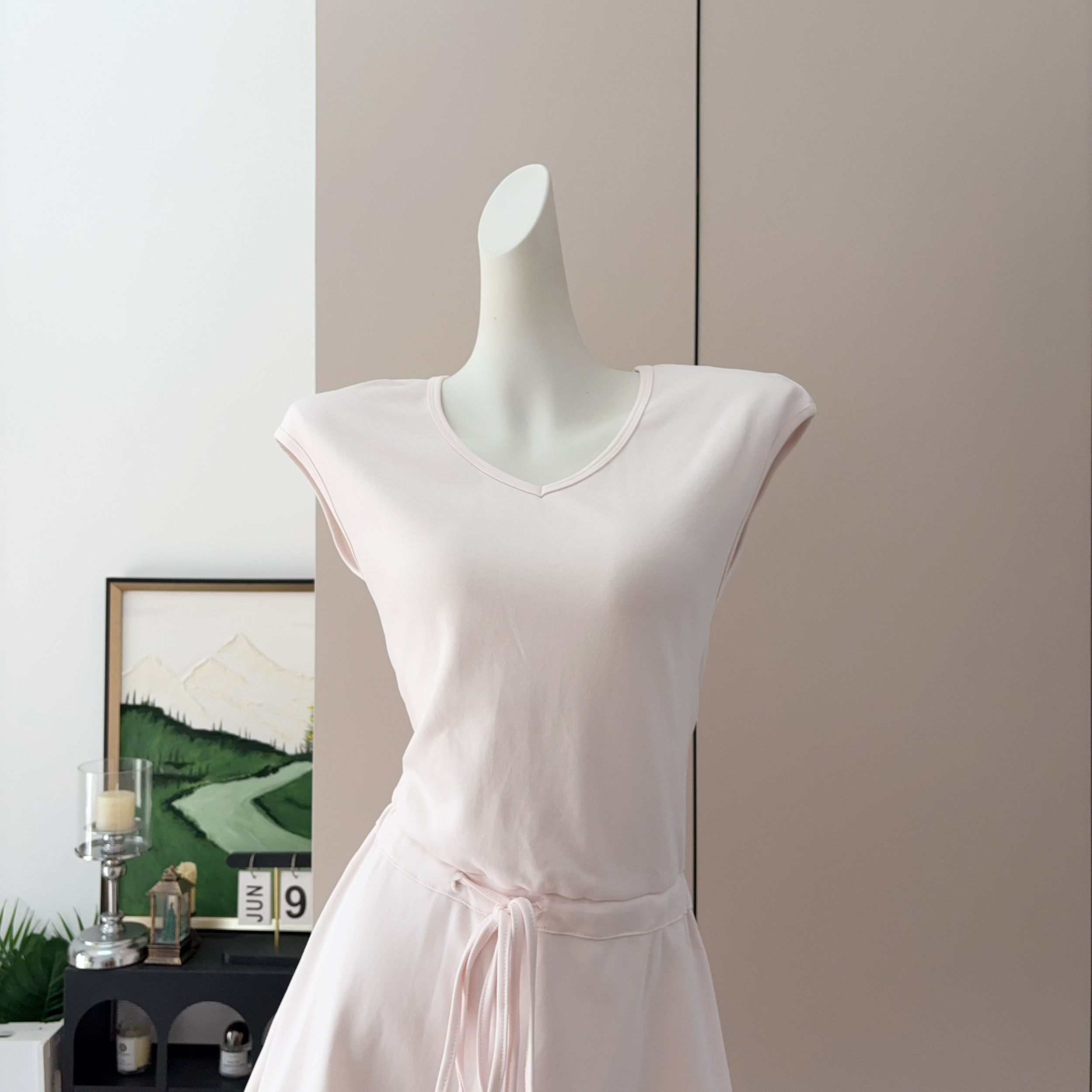 Sweet Sleeveless V-Neck A-Line Dress Slimming Casual Princess Dress - Image 3