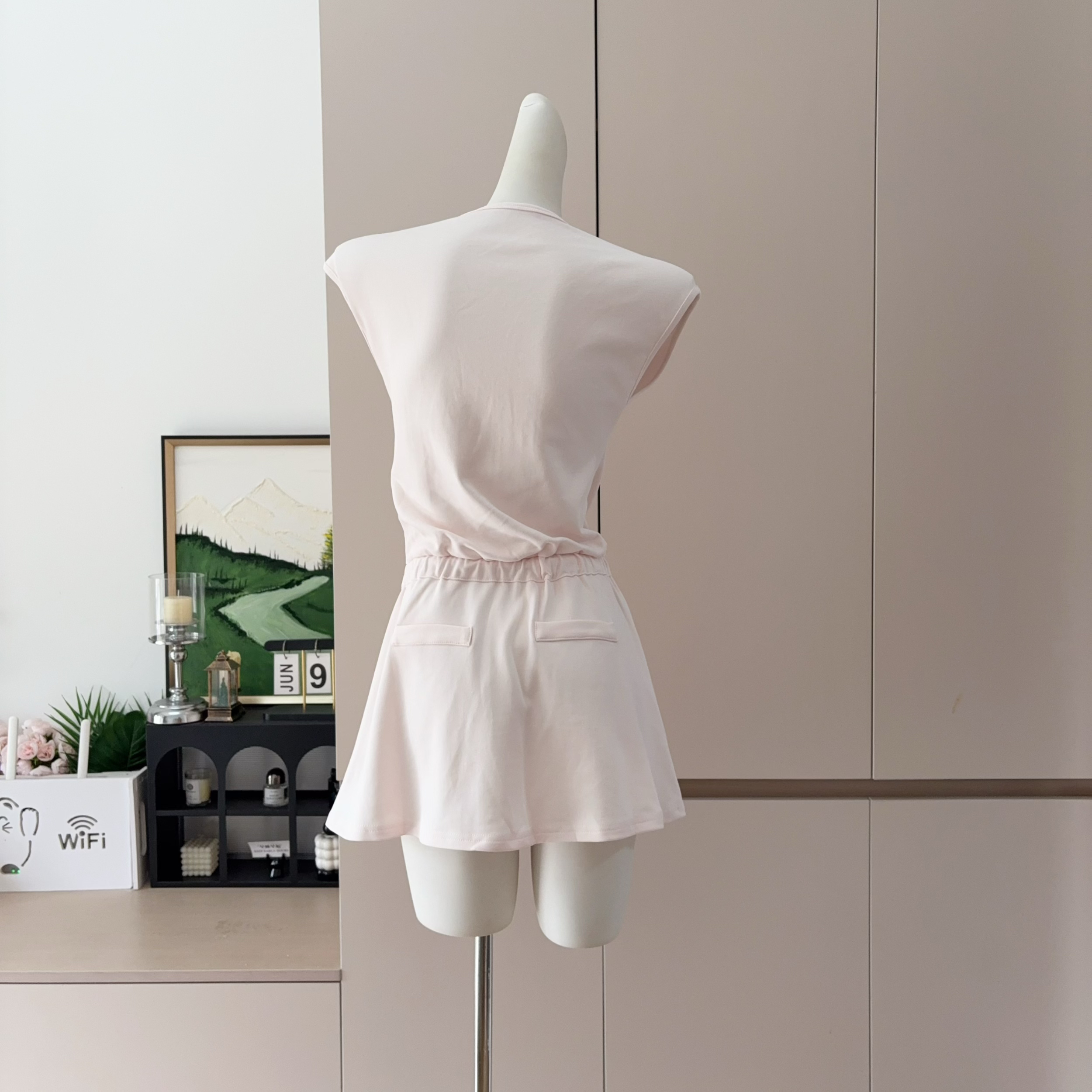 Sweet Sleeveless V-Neck A-Line Dress Slimming Casual Princess Dress - Image 5
